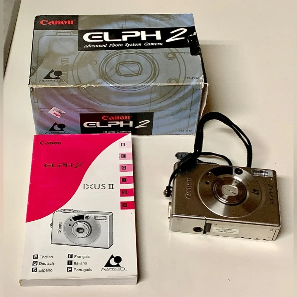 1999 Vintage Canon ELPH 2 APS Film Point and Shoot Camera